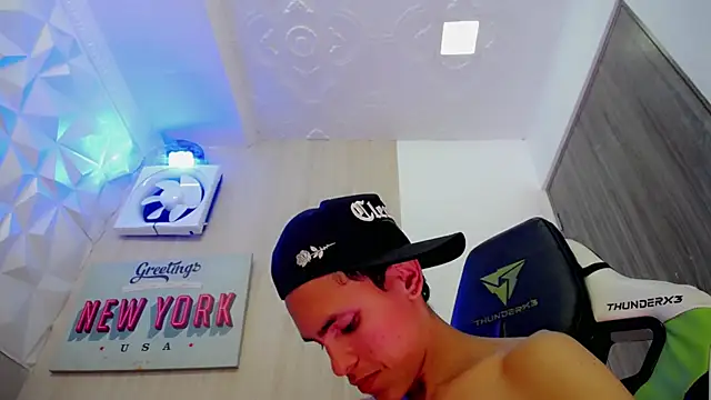 Webkamerová show Asher_athlets
