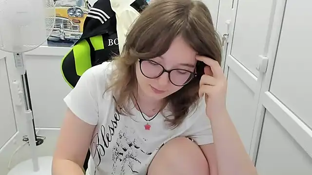HachiYume Chat XXX in diretta
