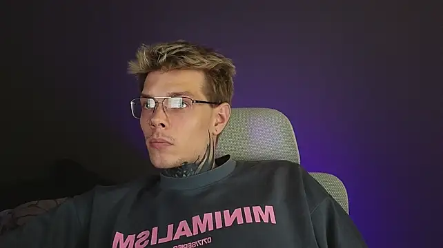 DENIS_HERE – Naživo XXX chat