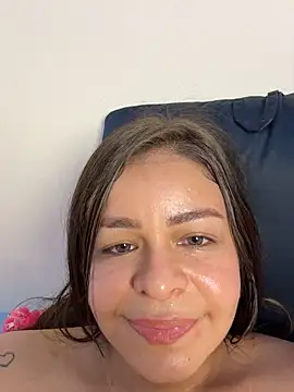 sweet_shadil_ élő XXX-chatje