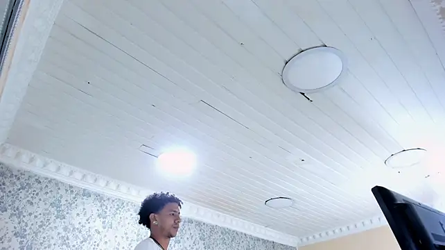 Czat XXX na żywo – MarckThompsonn