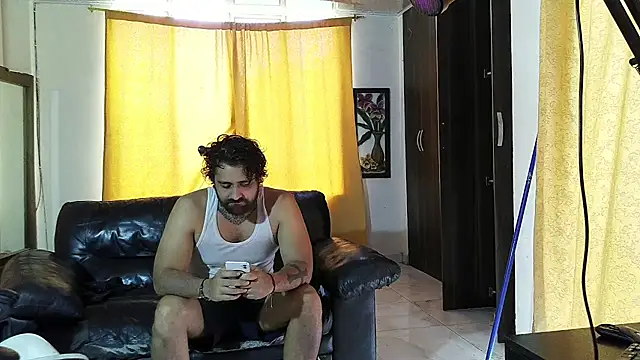 aronmiller404 Chat XXX live