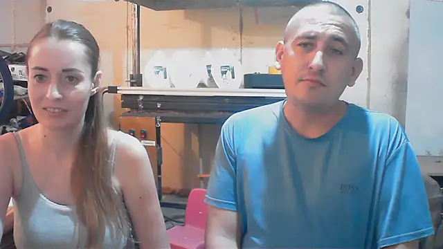 XXX chat uživo modela DenMaretxx
