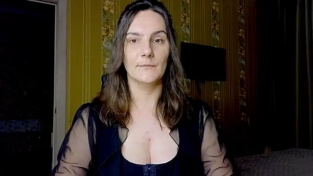 Chat +18 de Miss-Understood ao vivo
