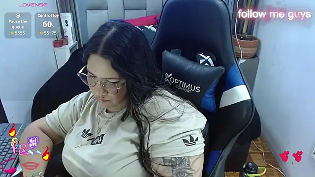 Chat XXX en directo de evelin_zaens