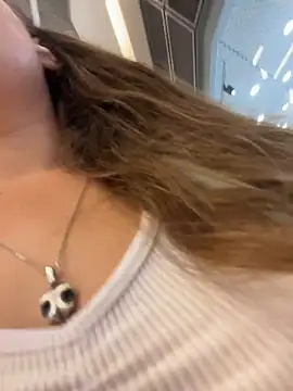 Holy_Tereza – Naživo XXX chat