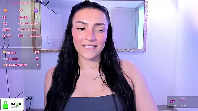 צ'אט XXX בשידור חי של EricaVanderhill