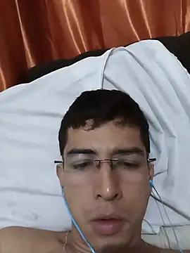 Tchutom webcam show