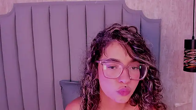 Chat XXX en directo de Lin_meliflua_