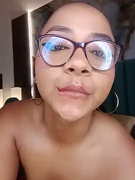 Chat XXX en directo de NinaCarter