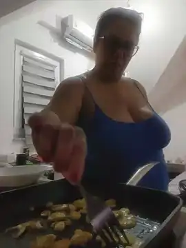 HornyBunny96 Webcam show