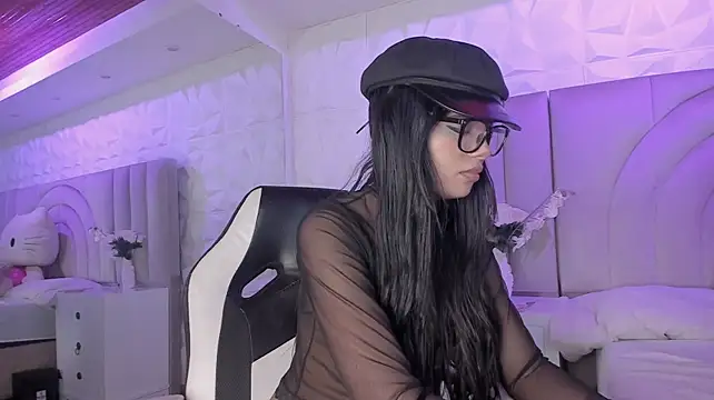 Chat XXX en directo de chloe_larson