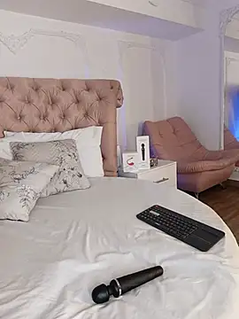 JuicyKendra_'s Live XXX Chat