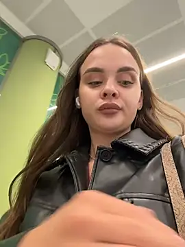 KristiRich's Live XXX Chat