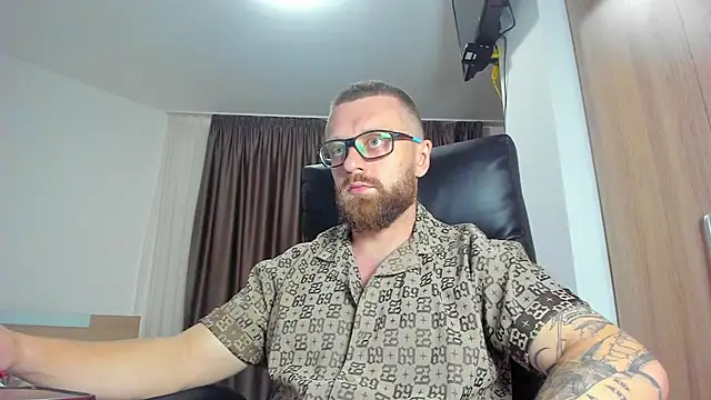 Živý XXX chat Findom_guy