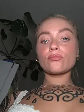 Chat XXX en directo de Goldi159