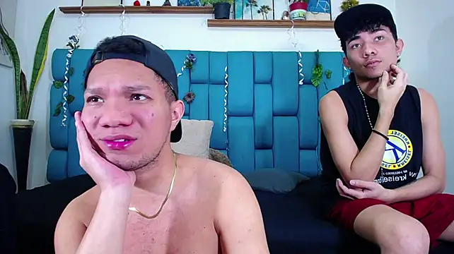 Dirty3someGuys Live XXX Chat