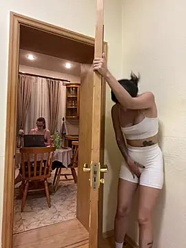 צ'אט XXX בשידור חי של RussianGirls_