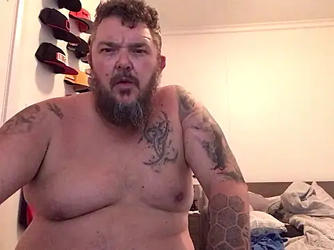 TatooedBear's Live XXX Chat