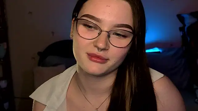 milliedoll Adlı Modelin Canlı XXX Sohbeti