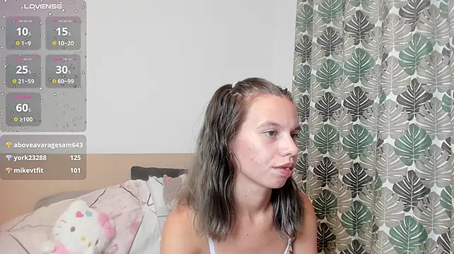 Emma_Tiny69 现场XXX聊天
