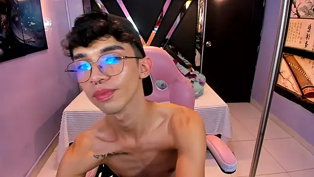 LiamHeatx Live XXX-chat