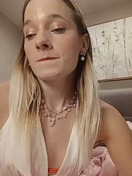 XXX chat uživo modela Chloe_StClaire