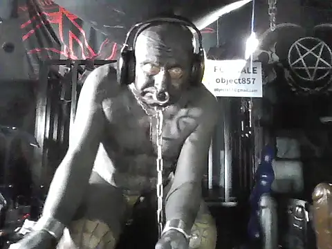 XXX chat uživo modela wormobject