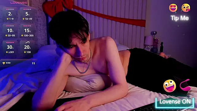 XXX chat uživo modela CalvinChapman