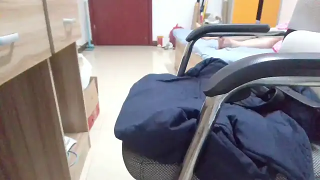 huzi518 Obrolan Langsung XXX