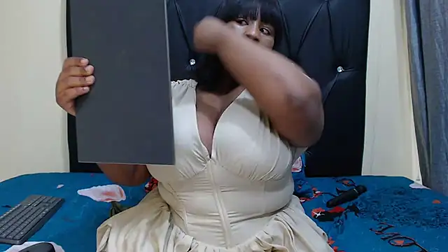 Chat XXX ao vivo de PIXIEBITCHXXX26