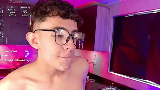 Chat XXX Live Eithan__wolf