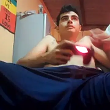 Ortiz3404's Live XXX Chat