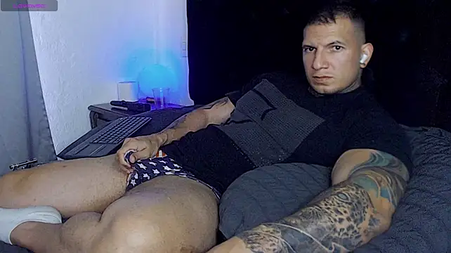 Shane_Clay Adlı Modelin Canlı XXX Sohbeti