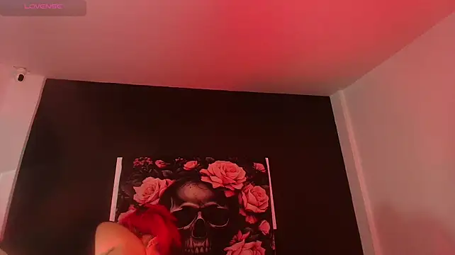 EvaaFoxxy1's Live XXX Chat