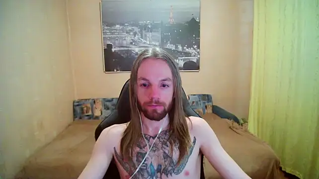 XXX chat uživo modela AdamDickens