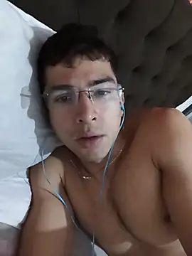Tchutom Live XXX Chat