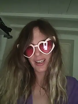 Frenchgirl's Live XXX Chat
