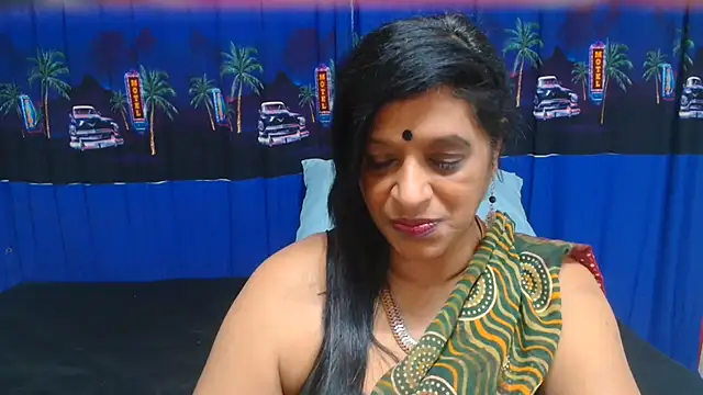 Chatroom XXX en direct de INDIANFUSION
