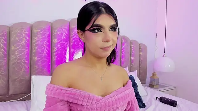Channel_sofia's Live XXX Chat