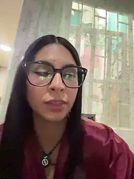 Chat +18 de charlotte_stevenss_ ao vivo