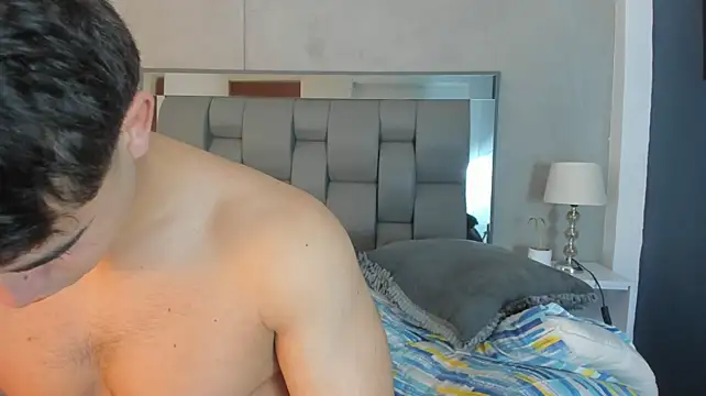 Chatroom XXX en direct de Charlie___Musk