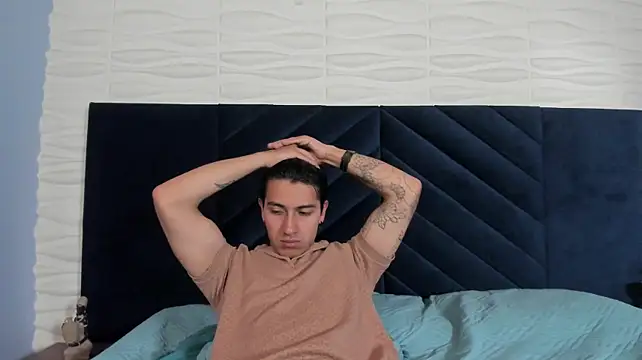 Andy_Joy_n Live XXX chat