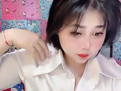 Nhanlu009 Chat XXX in diretta