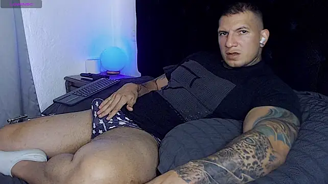 Shane_Clay 라이브 XXX 채팅