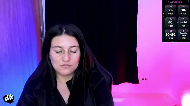 Živý XXX chat Saskyaa