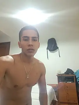 AlexandreHeaT Chat XXX live
