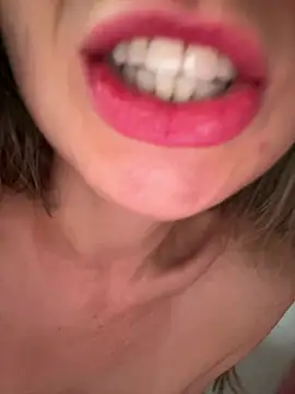 Chat XXX en directo de Melzinhasweet