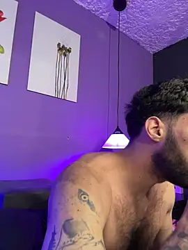 Karim_mansur Adlı Modelin Canlı XXX Sohbeti