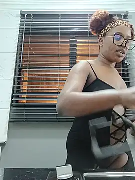 Chat XXX en directo de Cherrydollx
